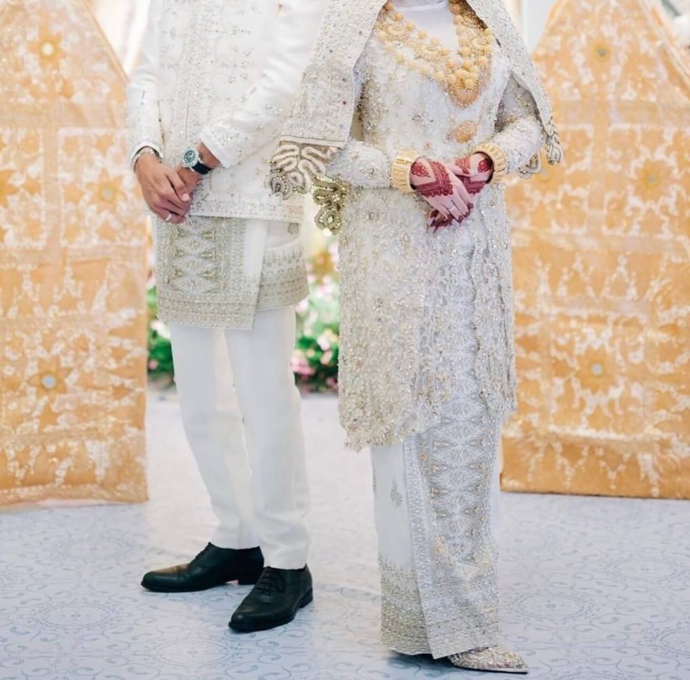 Broken White Beskap by Ronauli Liu