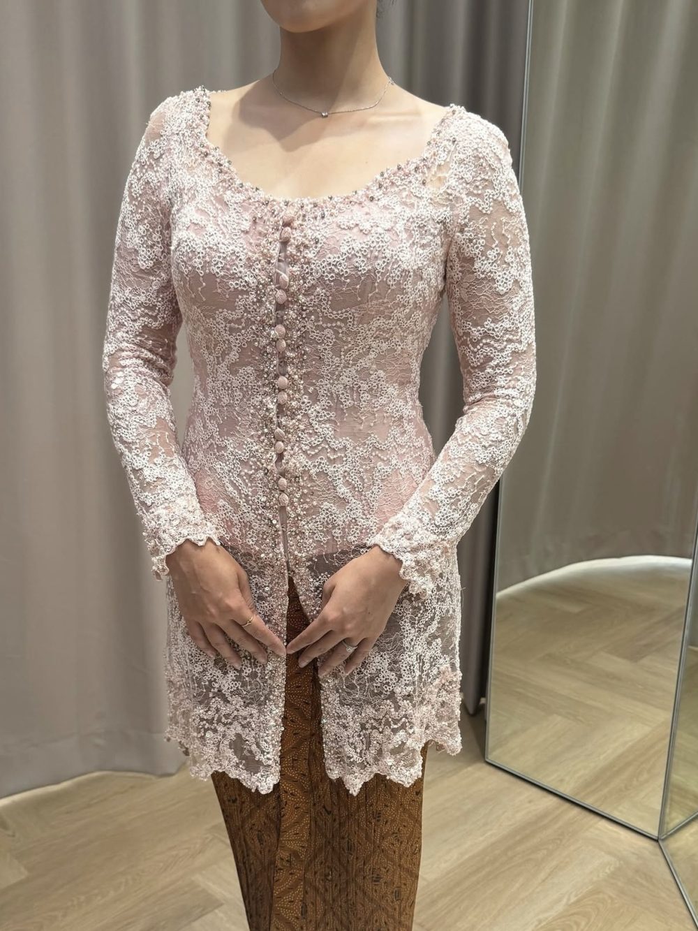 Soft Pink Kebaya by Linda Mariani