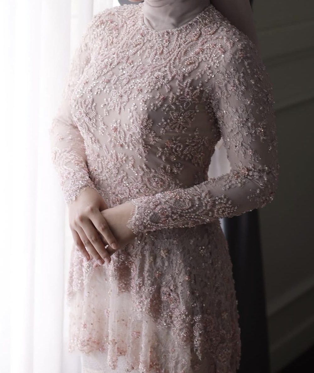 Dusty Pink Kebaya by Kaara Bride
