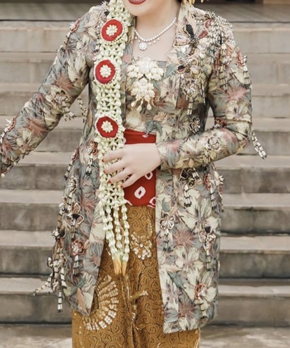 Green Jacquard Kebaya by Hands by Jeje