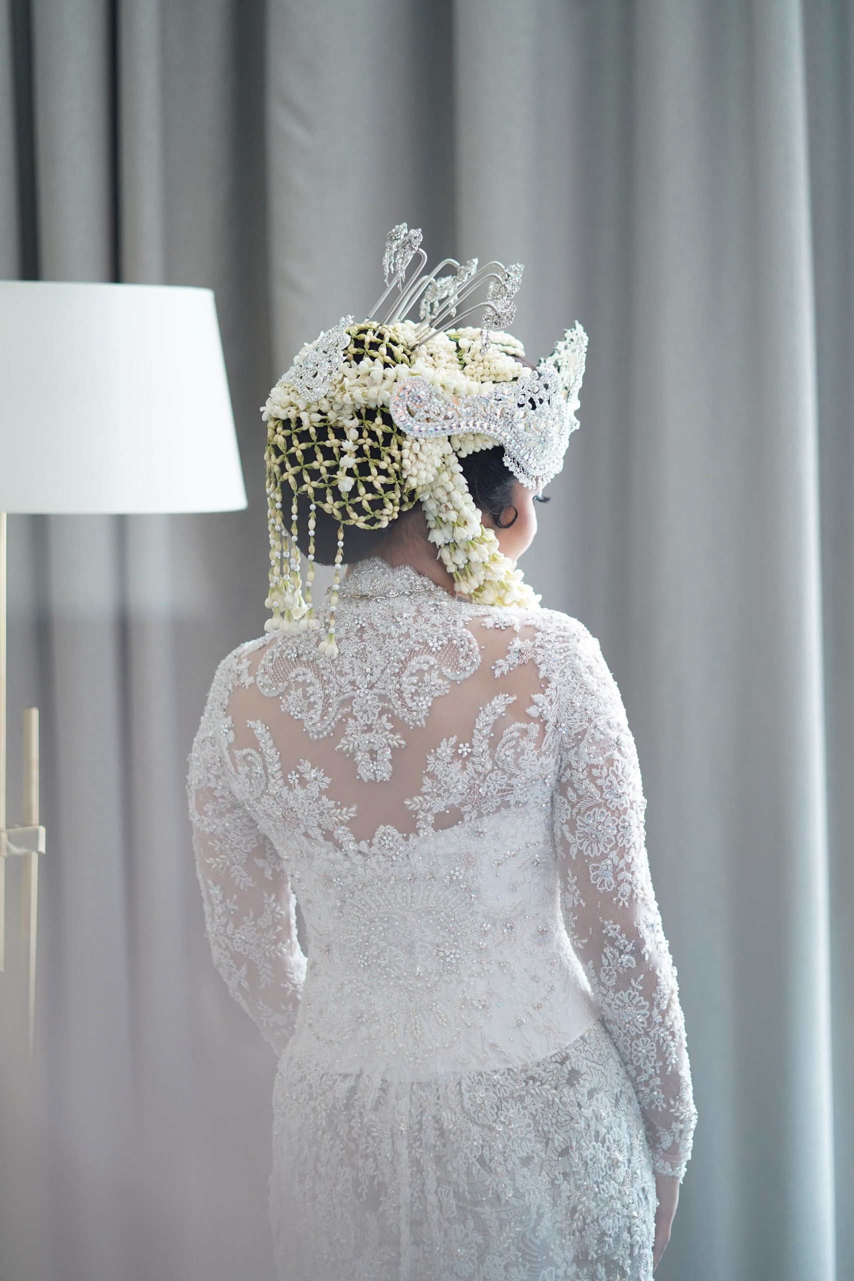 White Kebaya by Vera Kebaya - Image 4